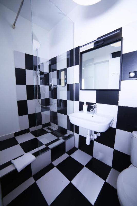 Standard Single Room image 2