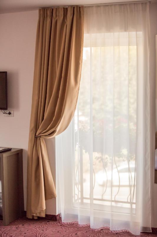 Double Room image 2