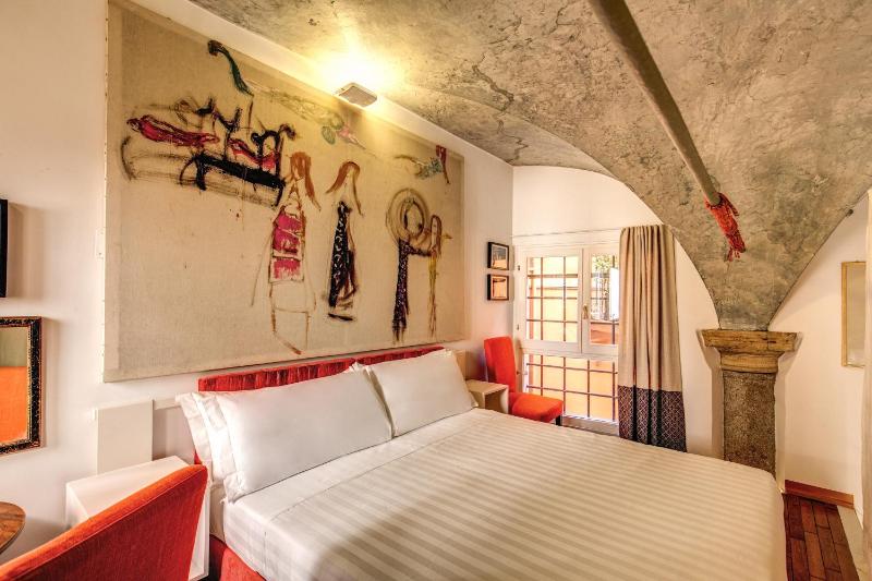 One-Bedroom Apartment  image 2