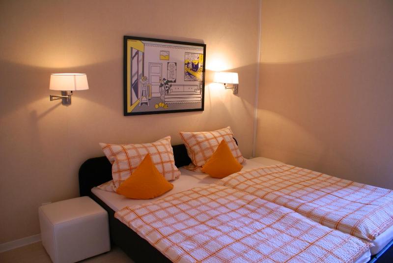 Double or Twin Room image 4