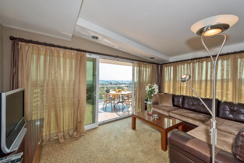 Suite image 3