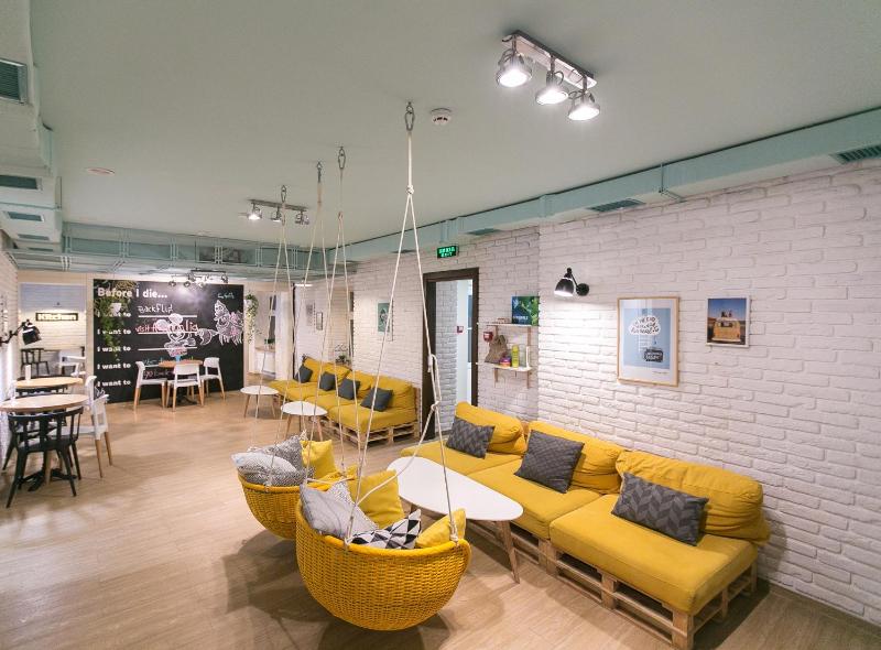 DREAM Hostel Lviv - image 1