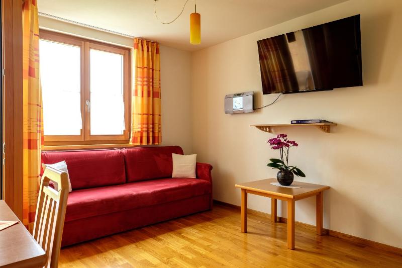 Two-Bedroom Apartment (4-5 Adults) image 4