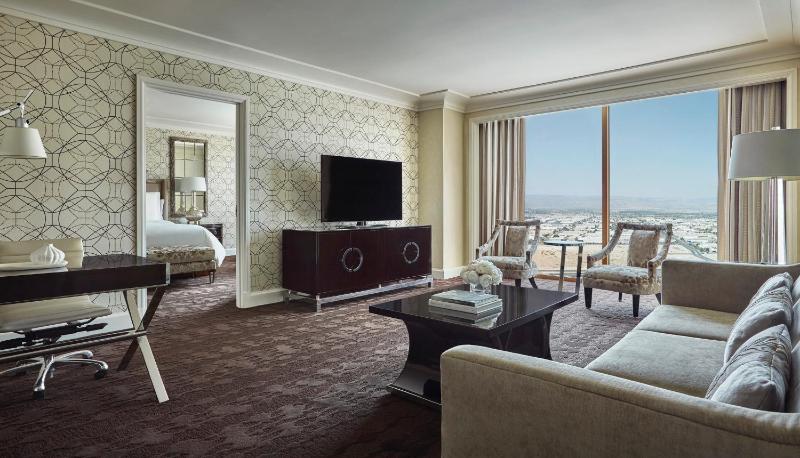 Executive Suite with Mountain View