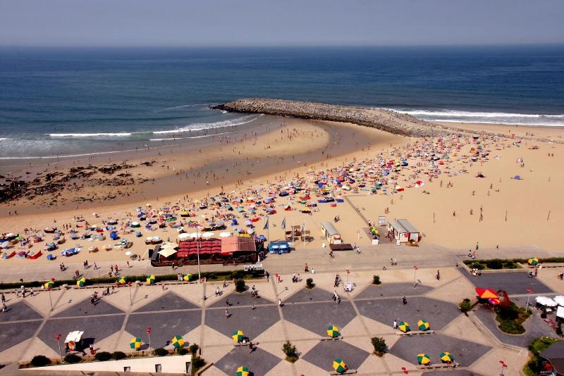 Superior One-Bedroom Apartment with Sea View (3 Adults) image 2