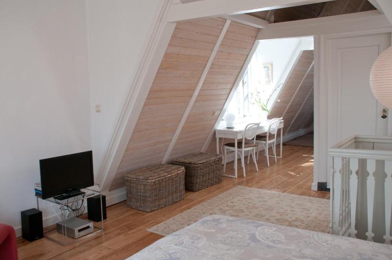 Apartment image 4