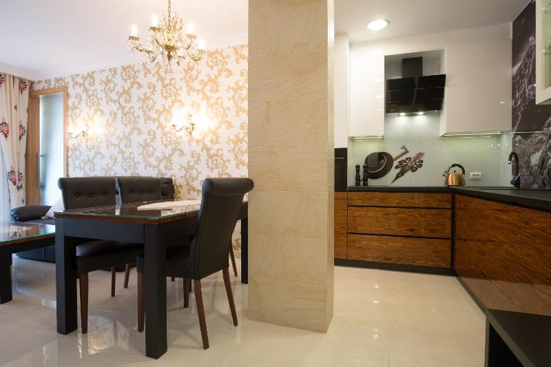 VIP Apartamenty POD KROKWIĄ SPA - image 20