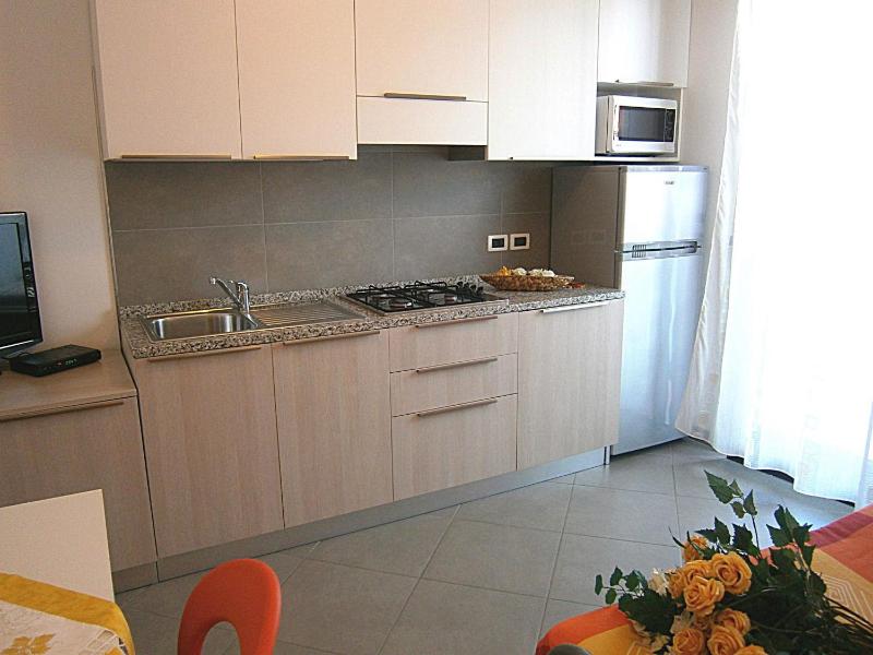 One Bedroom Holiday Home ground floor image 3
