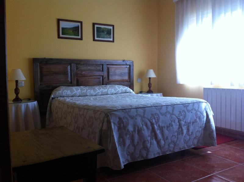 Double Room image 1