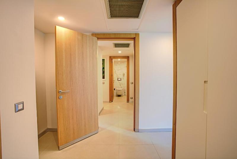 Life Family Room image 2