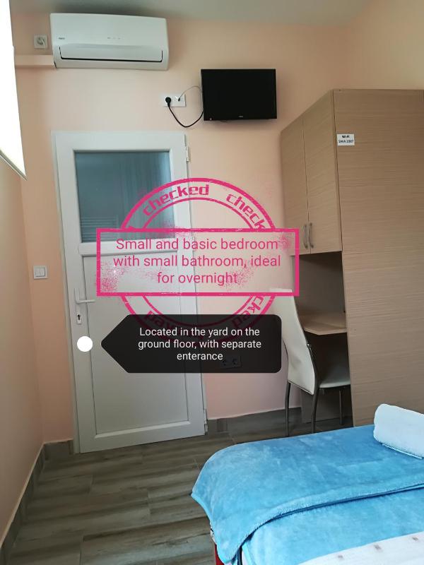 Economy Double Room image 2