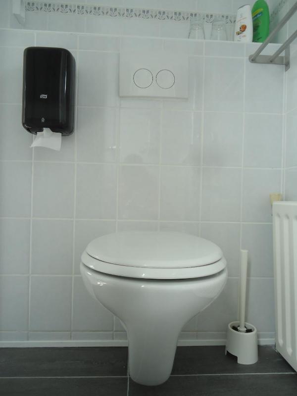 Standard Twin image 2
