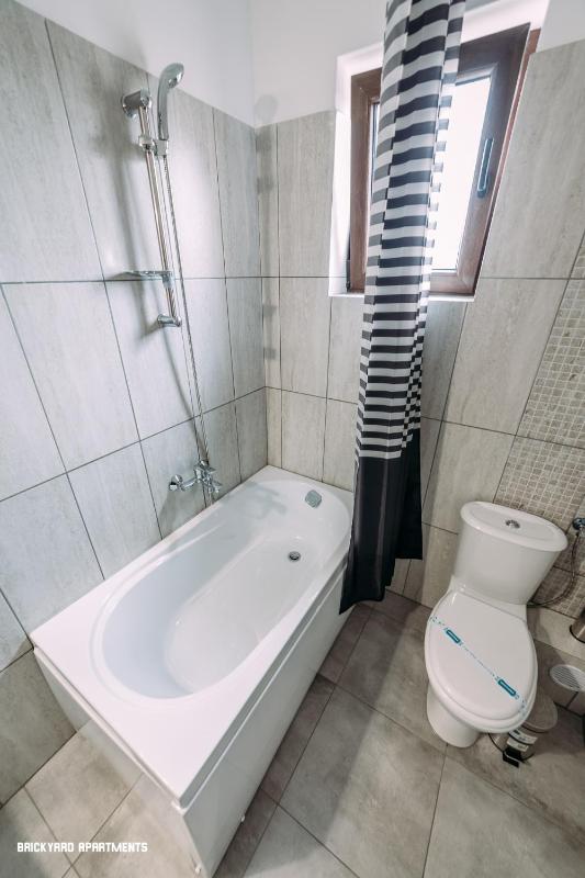 Apartment image 3