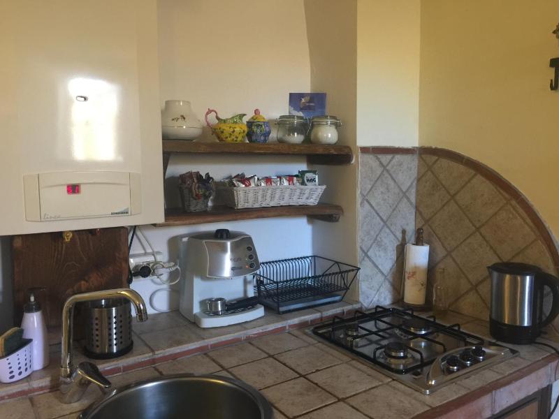 One-Bedroom Apartment image 3