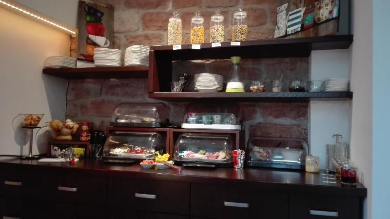 Large Double Room image 2