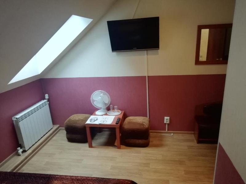 Deluxe Double Room image 2