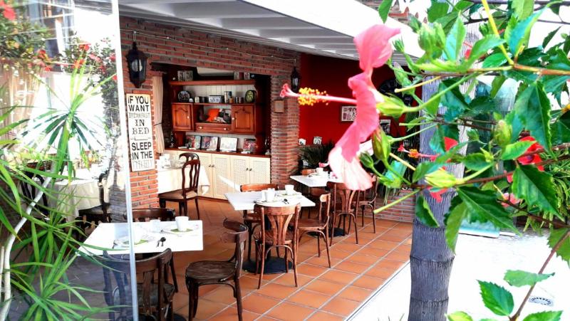 Welcome Inn Nerja guest house Luxury Bed & Breakfast - image 25