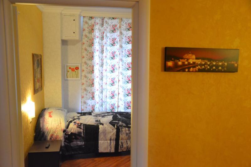 Single Room image 4
