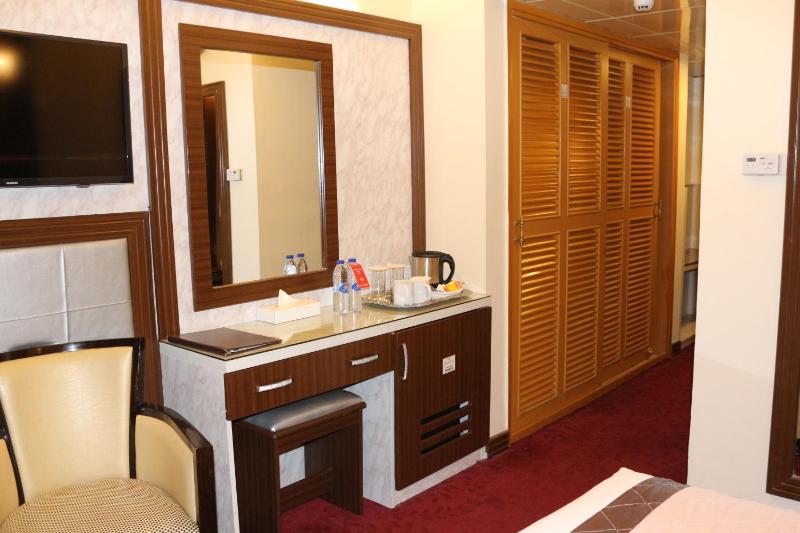 Standard Double Room with Balcony image 3