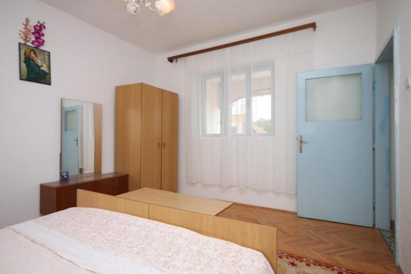 Three-Bedroom Apartment with Terrace image 2