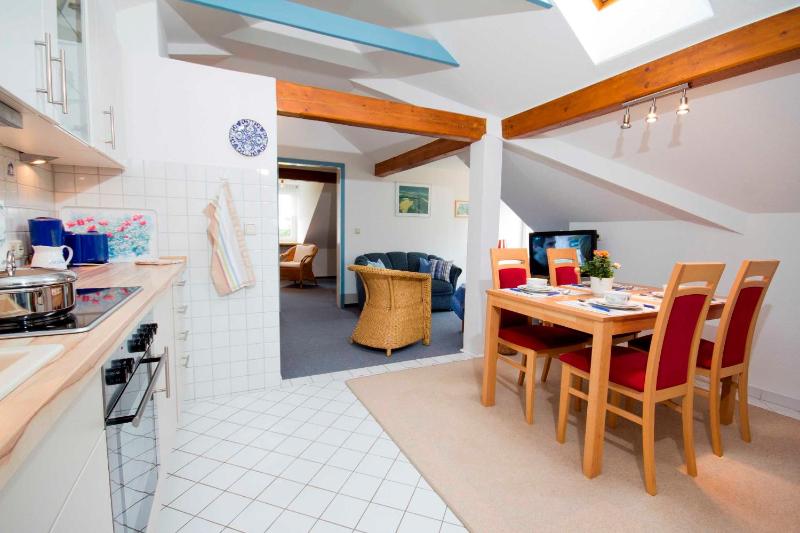 Two-Bedroom Apartment with Lake View image 2