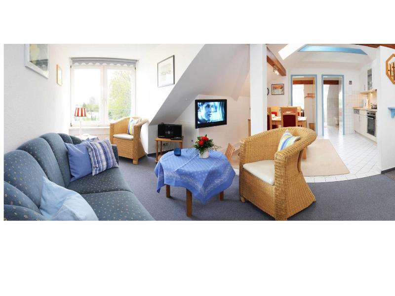 Two-Bedroom Apartment with Lake View image 1