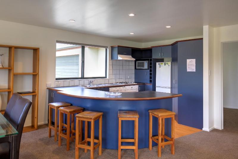 Allenby Place - image 13