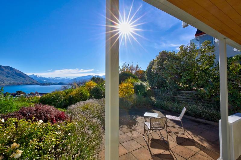 Lake Wanaka Lookout - image 3