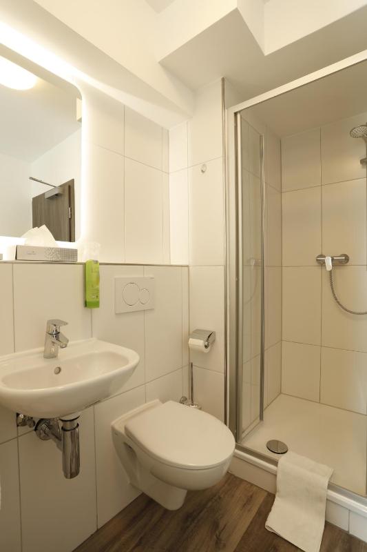 Economy Single Room image 2