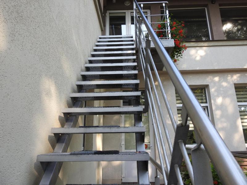 Apartment image 3