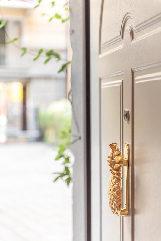 Studio Apartment image 4