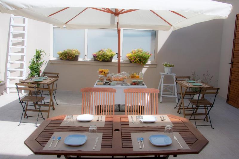 Double Room with Private Bathroom image 1