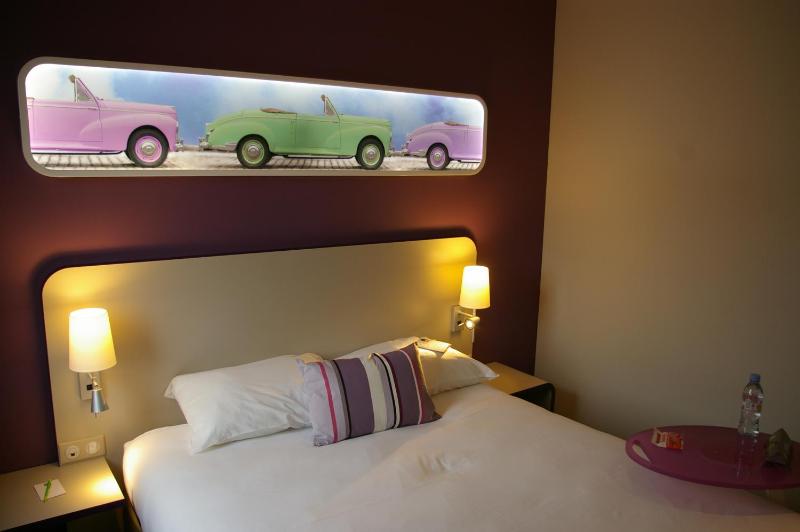 Suite with 1 Double Bed and Sofa image 2