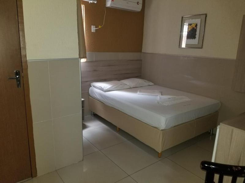 Hotel Uzi Praia - image 15