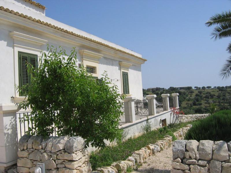 Two-Bedroom Villa image 1