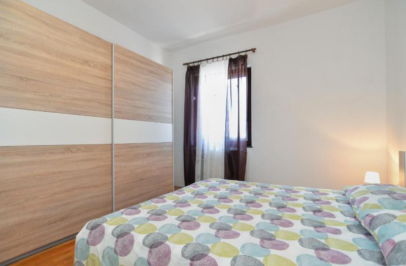 Apartment image 2