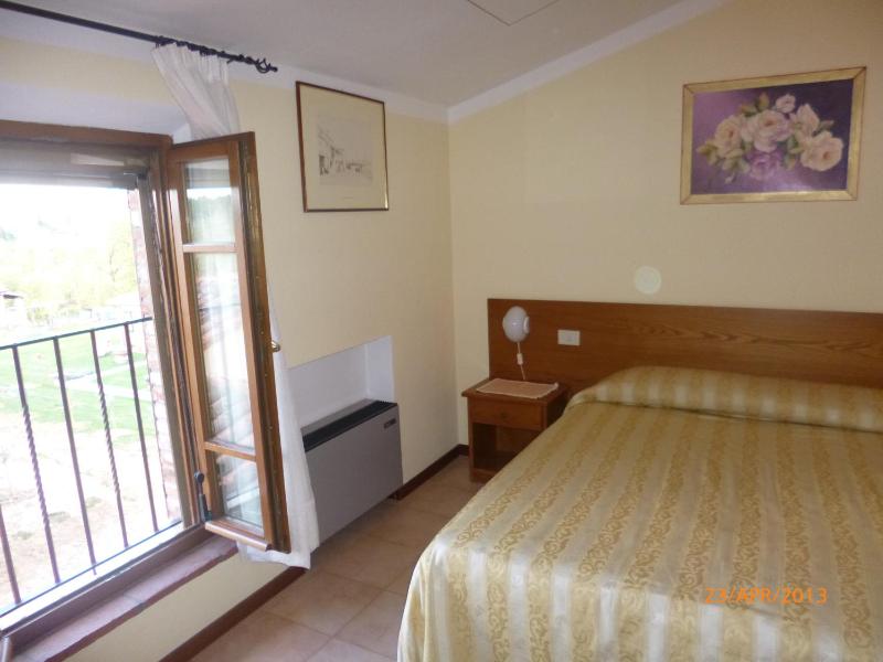 Single Room image 3