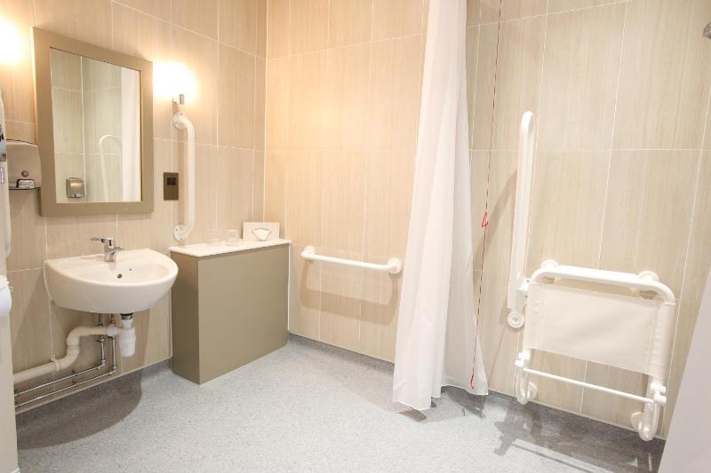 Double or Twin Room - Disability Access image 4