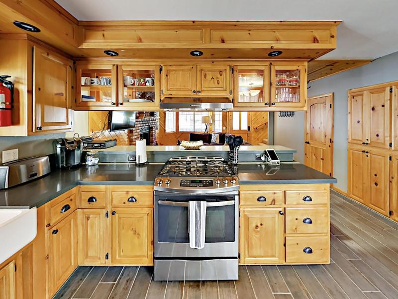 Three-Bedroom House image 2
