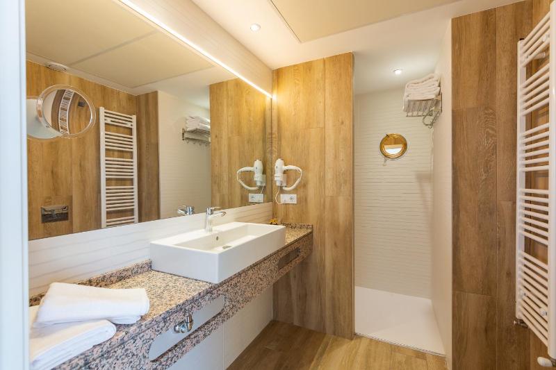 Suites at Sea - image 32