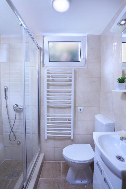 Inter Apartment Belgrade with free Parking - image 10