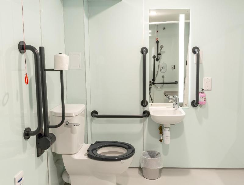 Double Room - Disability Access image 4