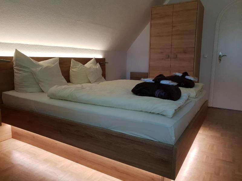 Single Room image 1