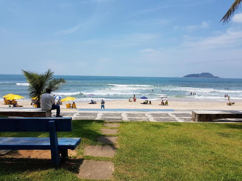 Praia do Tombo - Pé na areia - image 7