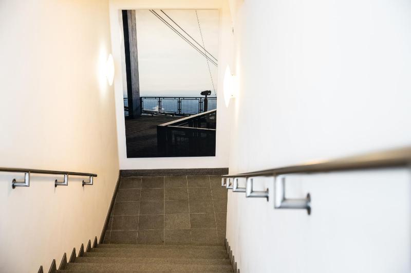Apartment with Mountain View image 1