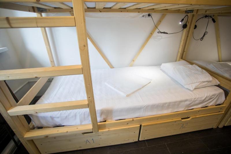 Quadruple Room image 2