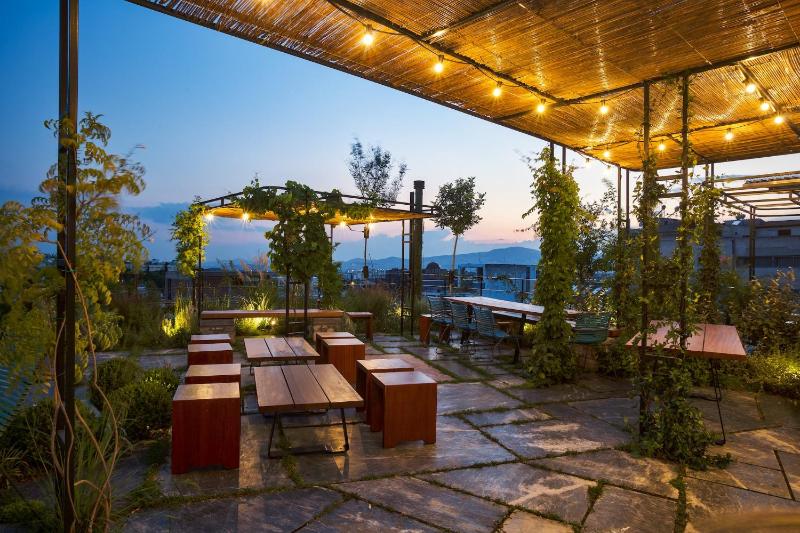 Apartment - Split Level image 2