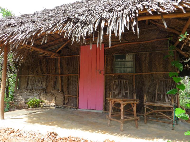 Bahati Diani House Glamping - image 8