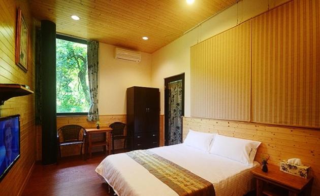 Pear Story House - image 3