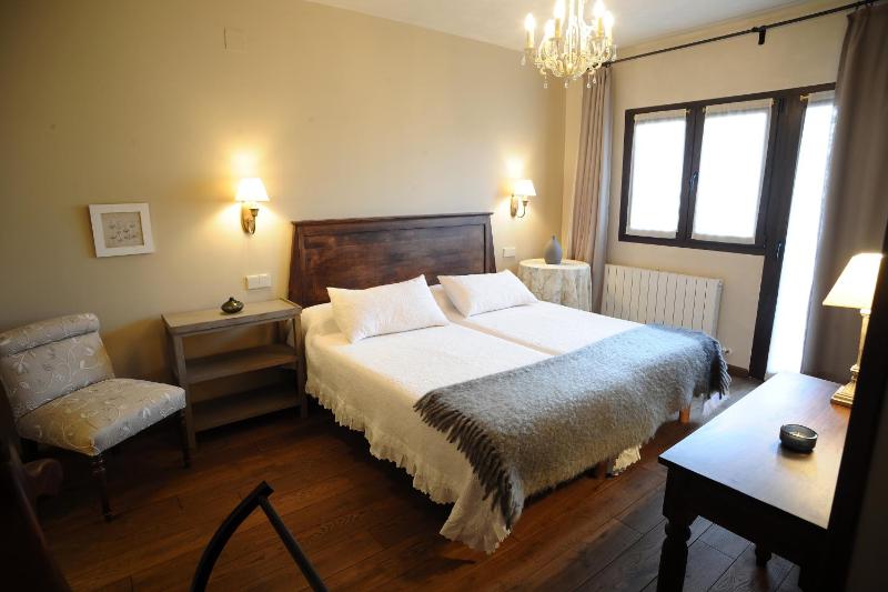 Two-Bedroom Apartment image 3